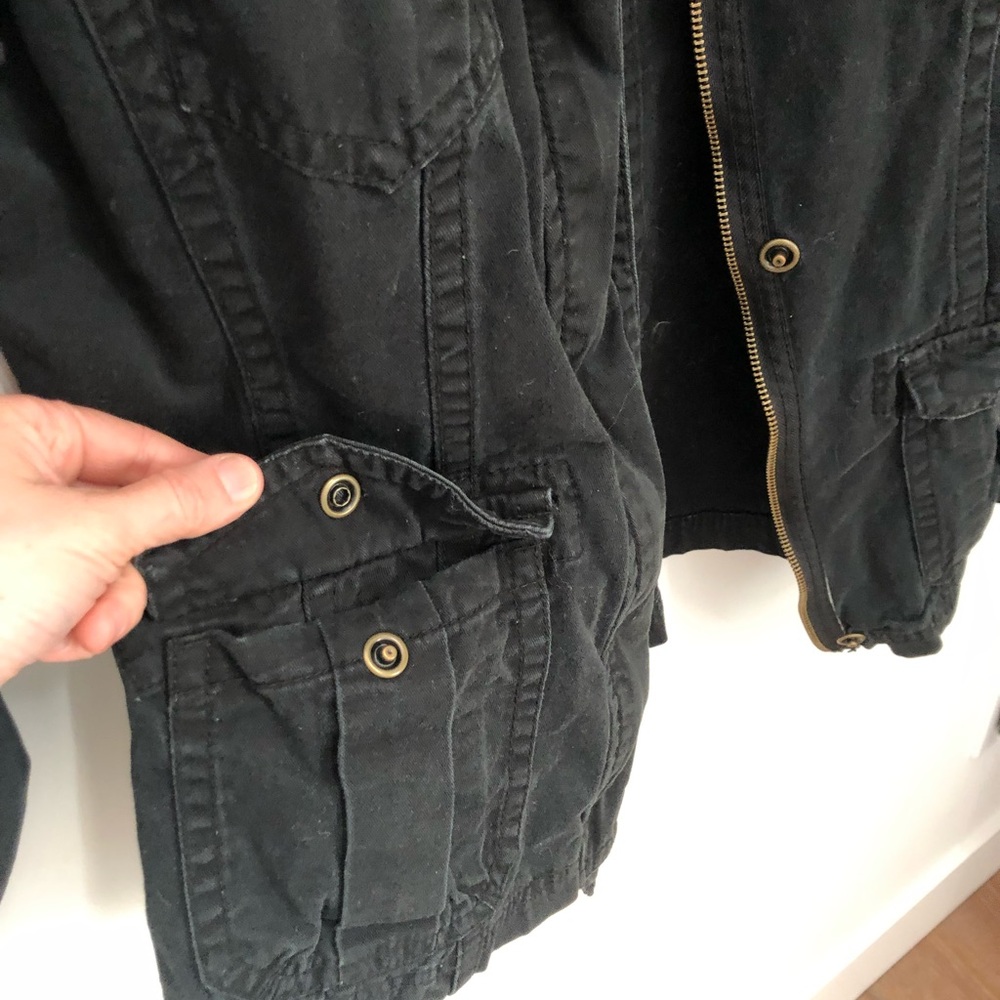 Fox Black Utility Jacket Versatile Design - Picture 3 of 8